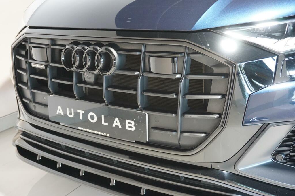 Audi Q8 55 Tfsi Quattro S Line Tiptronic Leather 202 Black #77