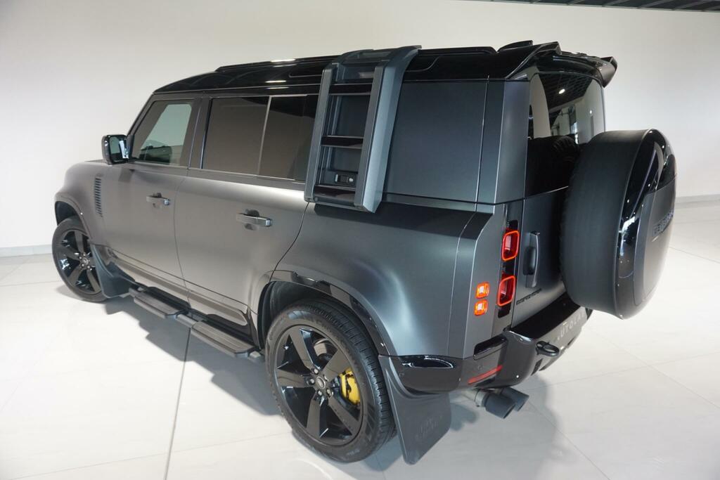 Land Rover Defender 110 D250 X-dynamic Se Grey #32