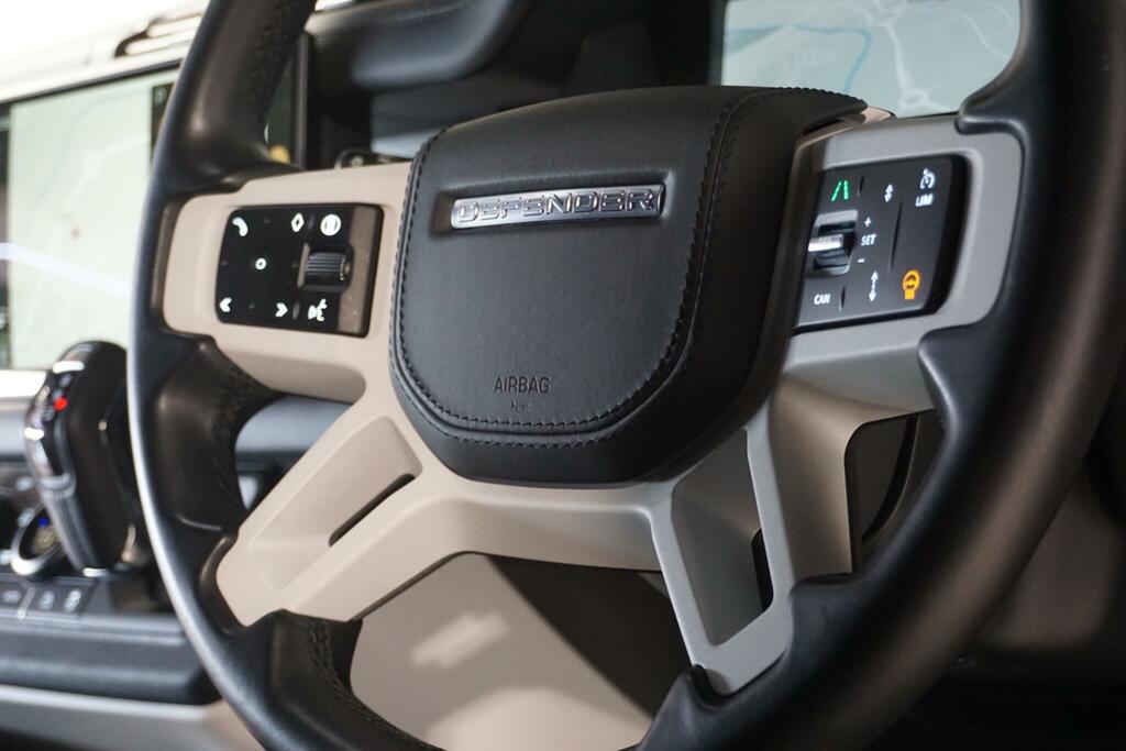 Land Rover Defender 110 D250 X-dynamic Se Grey #51