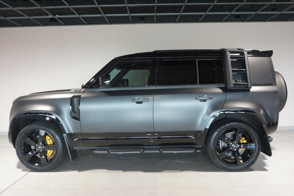 Land Rover Defender 110 D250 X-dynamic Se Grey #29