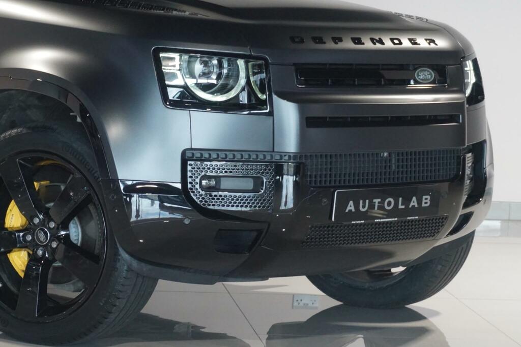 Land Rover Defender 110 D250 X-dynamic Se Grey #39