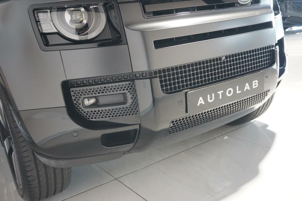 Land Rover Defender 110 D250 X-dynamic Se Grey #60