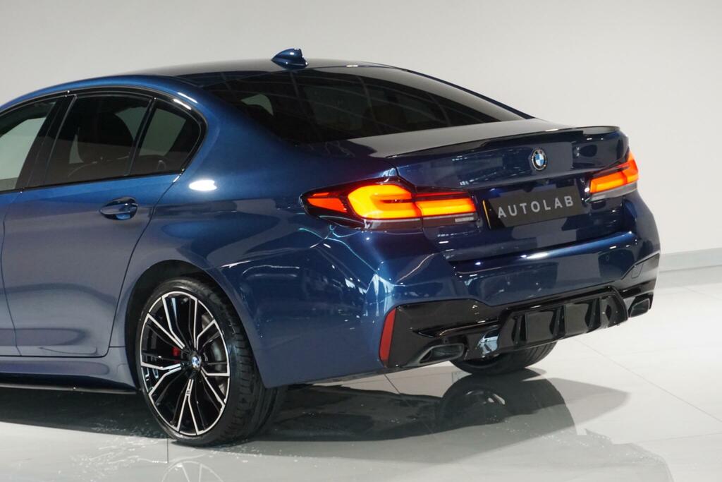 BMW 5 Series M Sport Touring Blue #34