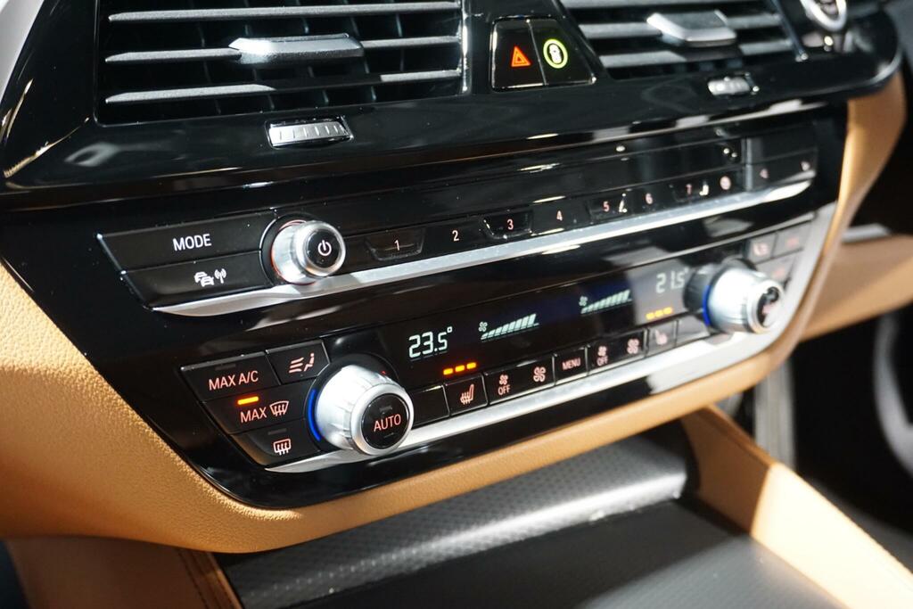 BMW 5 Series M Sport Touring Blue #58