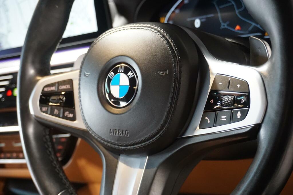 BMW 5 Series M Sport Touring Blue #51