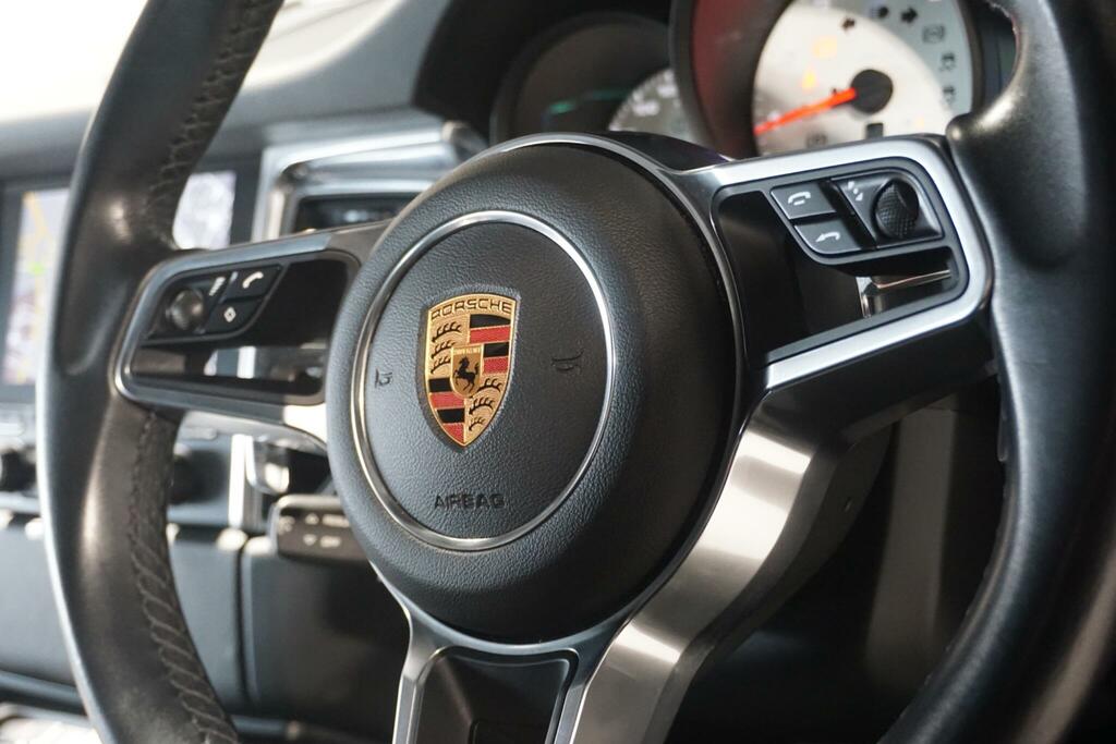 Porsche Macan Petrol 5dr 202207037408883  #50