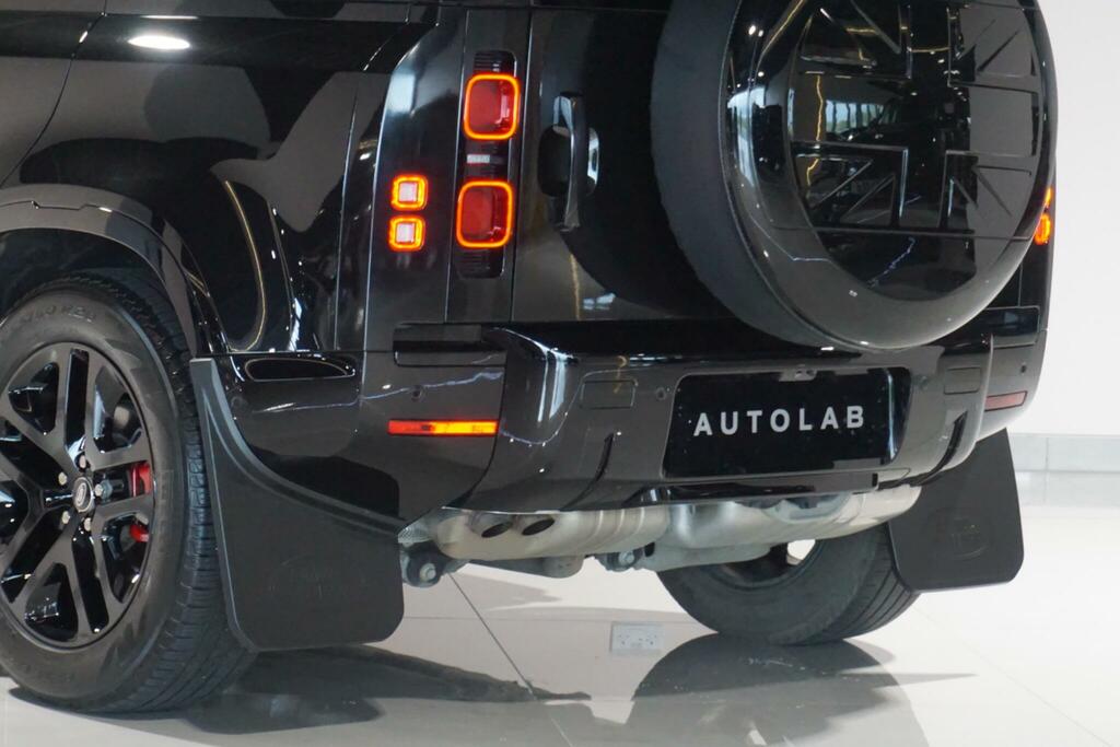 Land Rover Defender 110 D250 110 Se  #44
