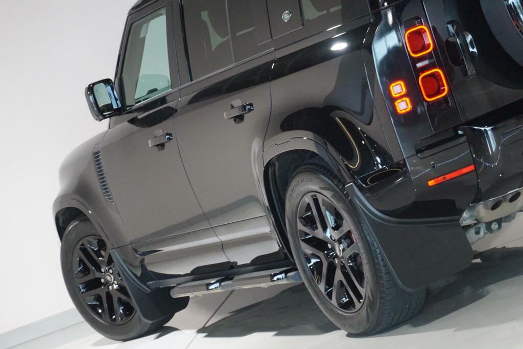 Land Rover Defender 110 D250 110 Se  #42