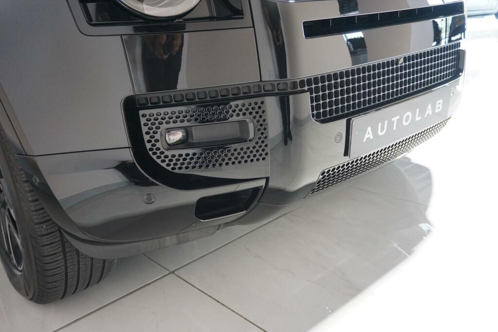 Land Rover Defender 110 D250 110 Se  #66