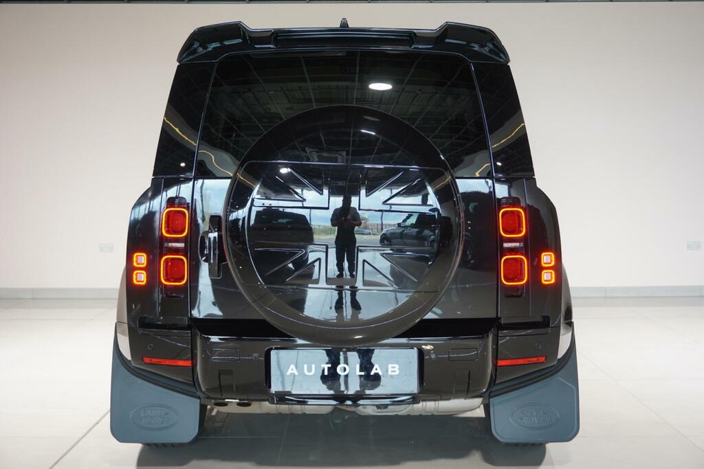 Land Rover Defender 110 D250 110 Se  #26