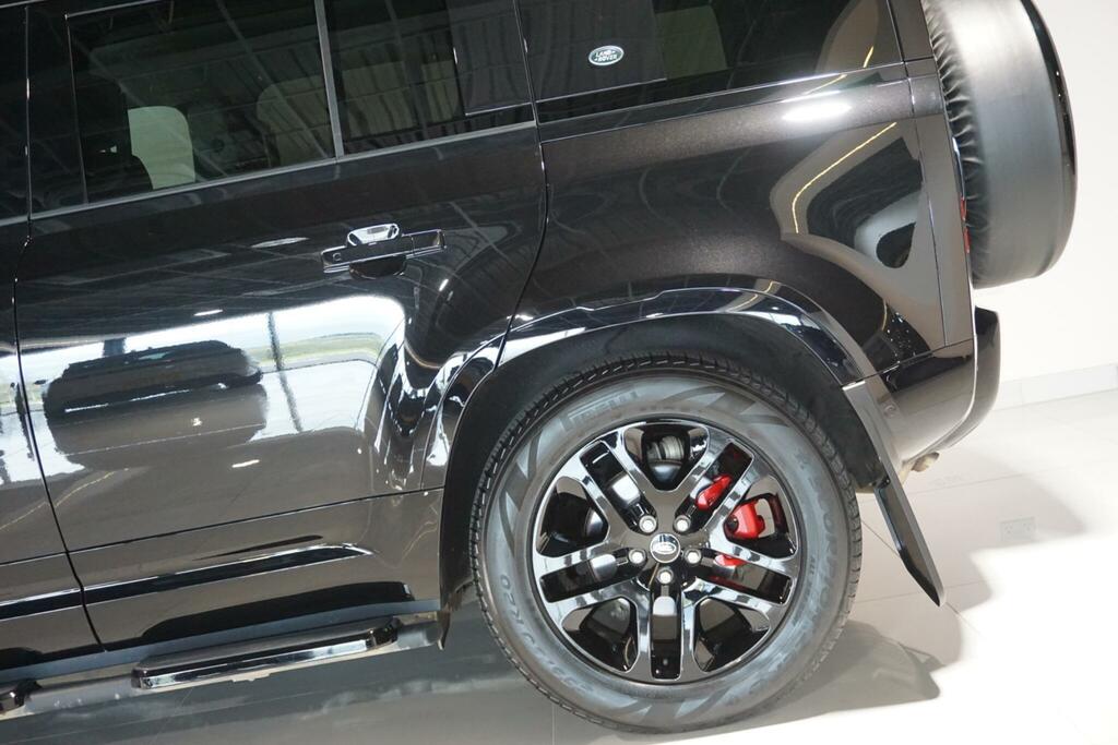 Land Rover Defender 110 D250 110 Se  #48