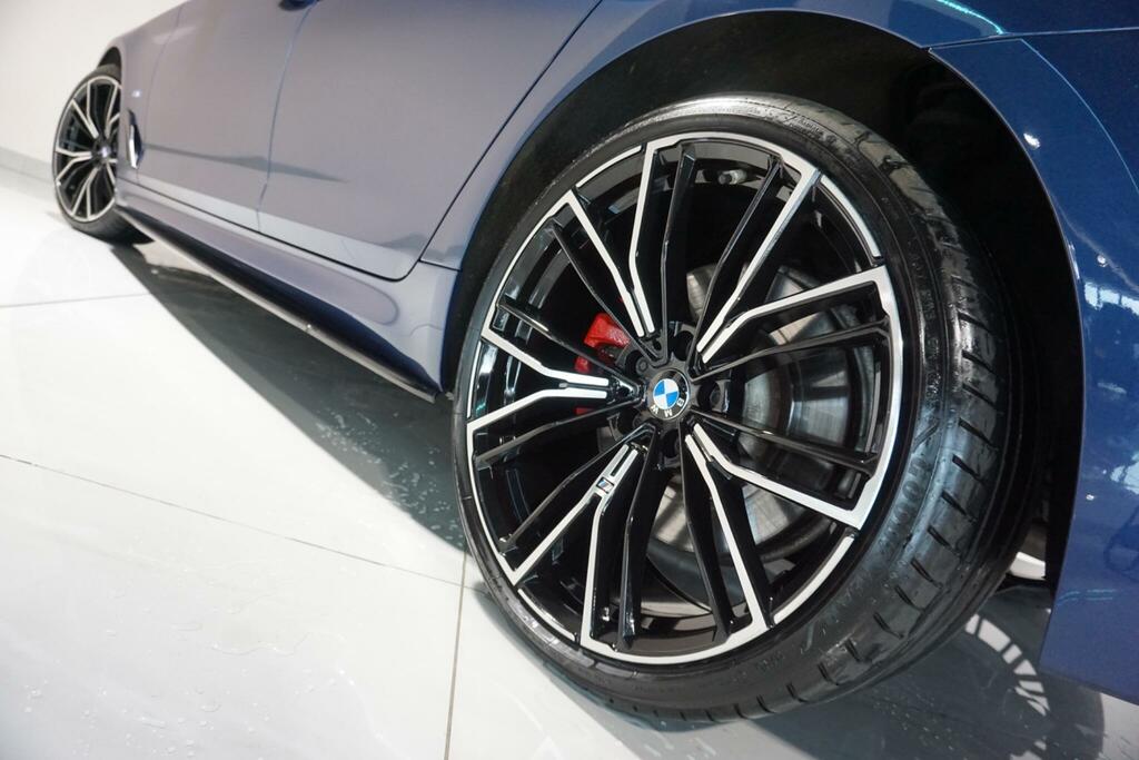 BMW 5 Series 528I M Sport Touring White #45