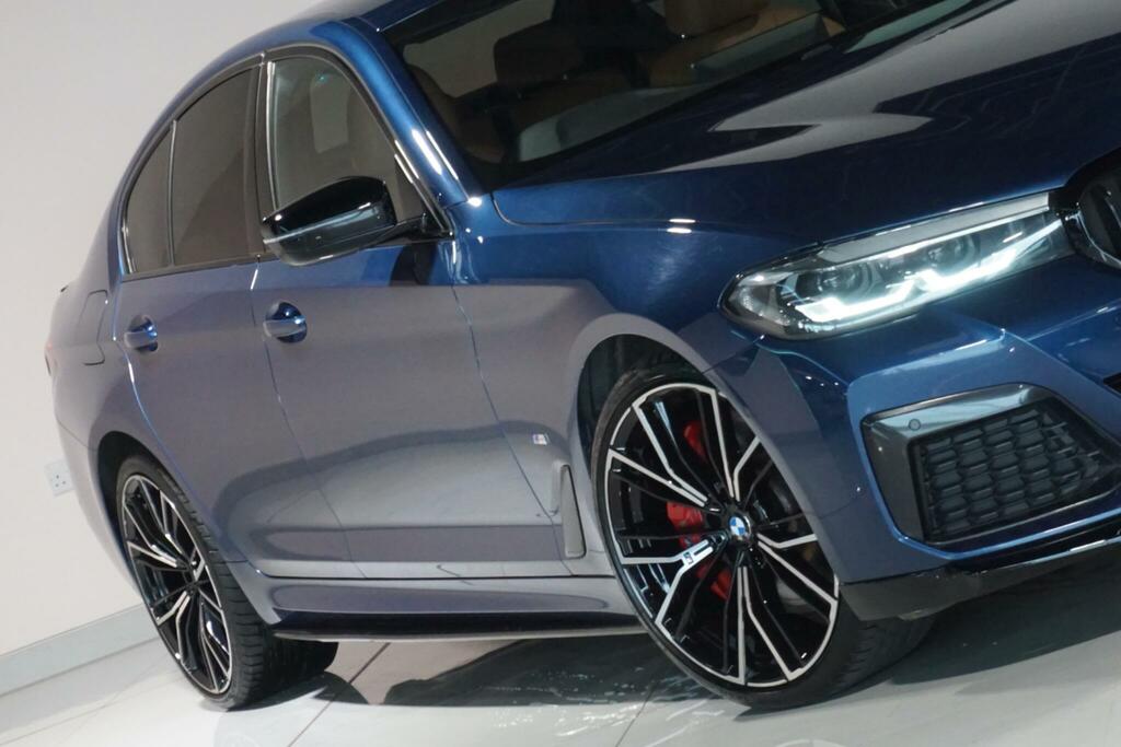 BMW 5 Series 528I M Sport Touring White #35
