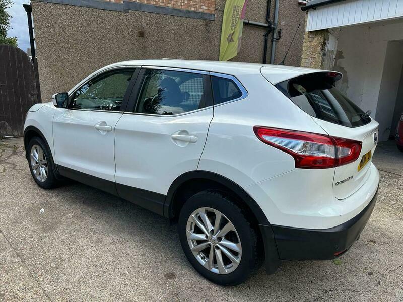 Nissan Qashqai 1.2 Dig-t Acenta 2Wd BK16TZT White #5