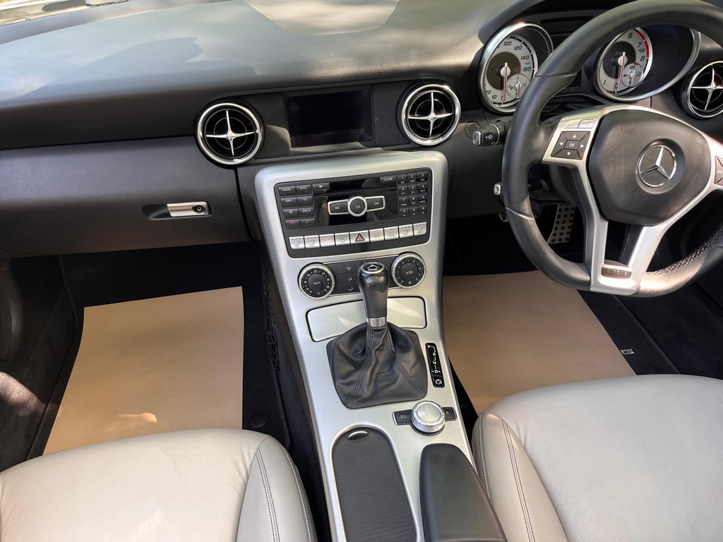 Mercedes-Benz SLK  Brown #36