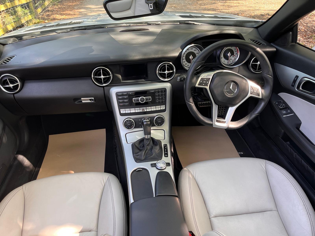 Mercedes-Benz SLK  Brown #35