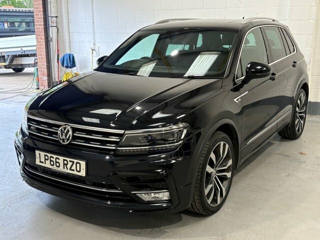 Volkswagen Tiguan 2017 2.0 Tdi Bluemotion Tech R-line Suv LP66RZO Black #5