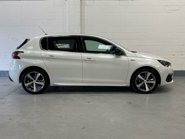 Peugeot 308 2020 1.2 Puretech Gpf Gt Line Hatchback White #6