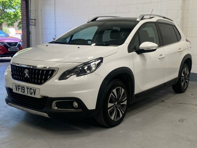 Peugeot 2008 2019 1.2 Puretech Allure Premium Suv Ma White #5
