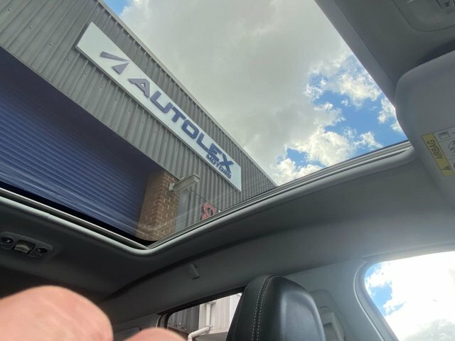 Peugeot 2008 2017 1.2 Puretech Allure Suv Eur White #4