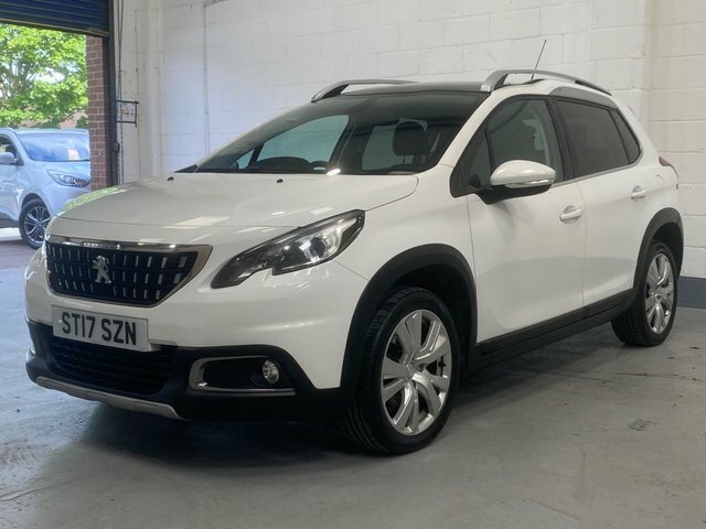 Peugeot 2008 2017 1.2 Puretech Allure Suv Eur White #5