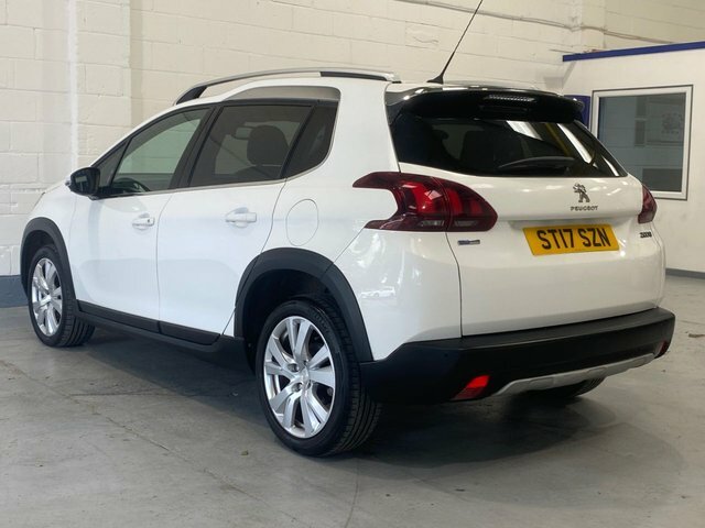 Peugeot 2008 2017 1.2 Puretech Allure Suv Eur White #3
