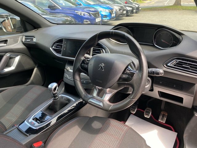 Peugeot 308 2018 1.2 Puretech Gt Line Hatchback Man Red #2
