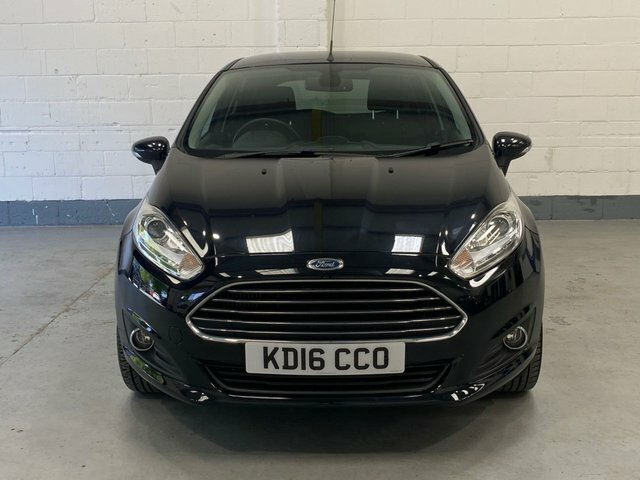 Ford Fiesta 2016 1.0T Ecoboost Titanium Hatchback M Black #5