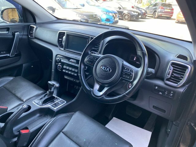 Kia Sportage 2018 1.7 Crdi 3 Suv Dct Euro 6 Ss 1 Silver #2