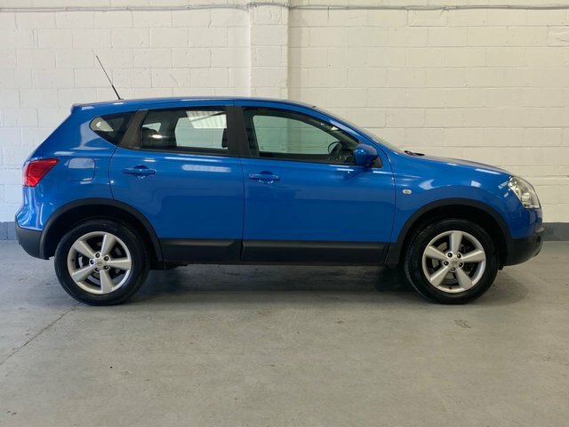 Nissan Qashqai Hatchback Tekna Black #6