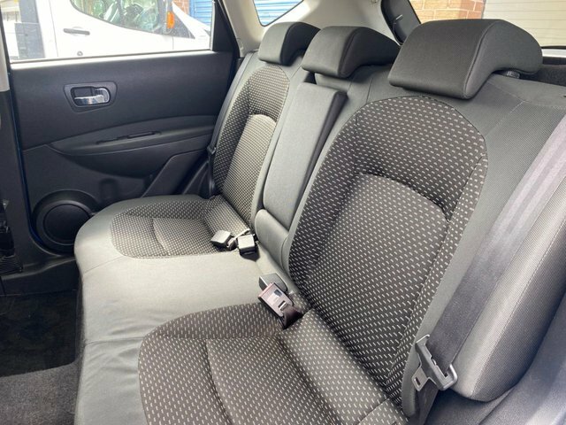 Nissan Qashqai Hatchback Tekna Black #15