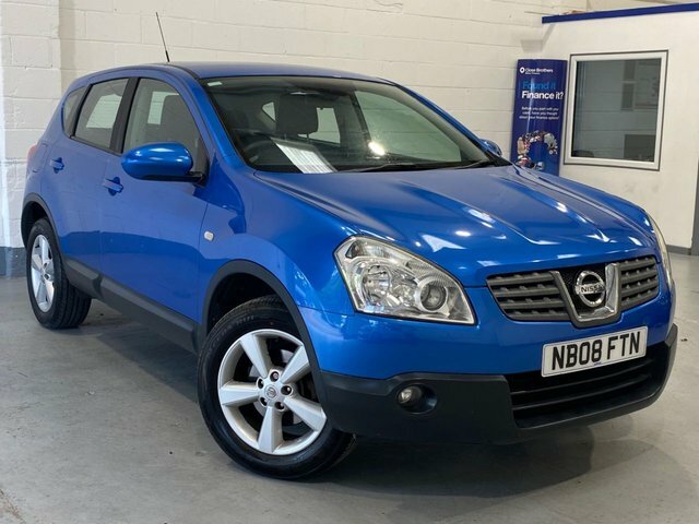 Nissan Qashqai Hatchback Tekna Black #1
