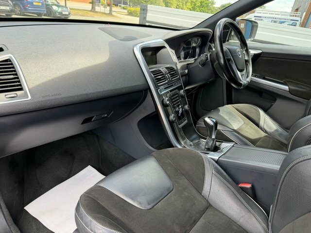 Volvo XC60 D5 Awd Se Lux Nav Park Assist, Winter Pack Black #13