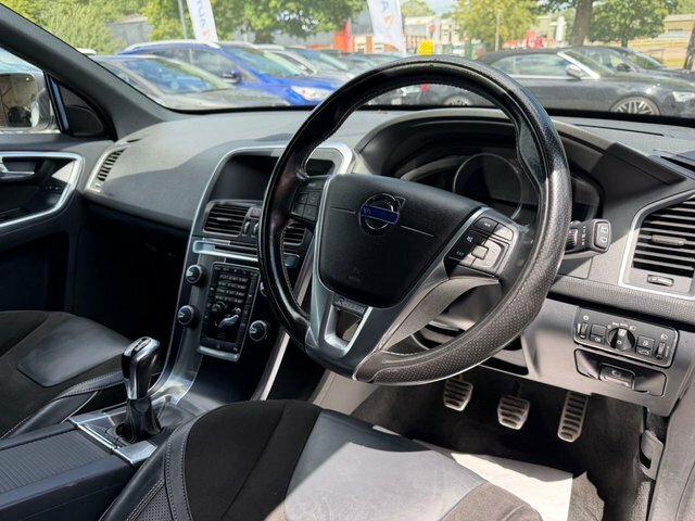Volvo XC60 D5 Awd Se Lux Nav Park Assist, Winter Pack Black #10