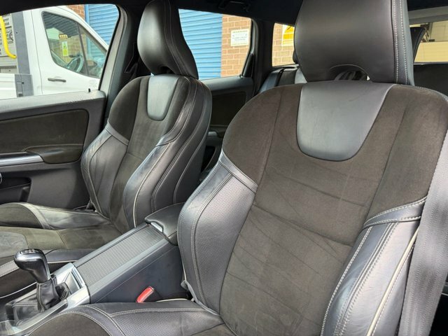 Volvo XC60 D5 Awd Se Lux Nav Park Assist, Winter Pack Black #14