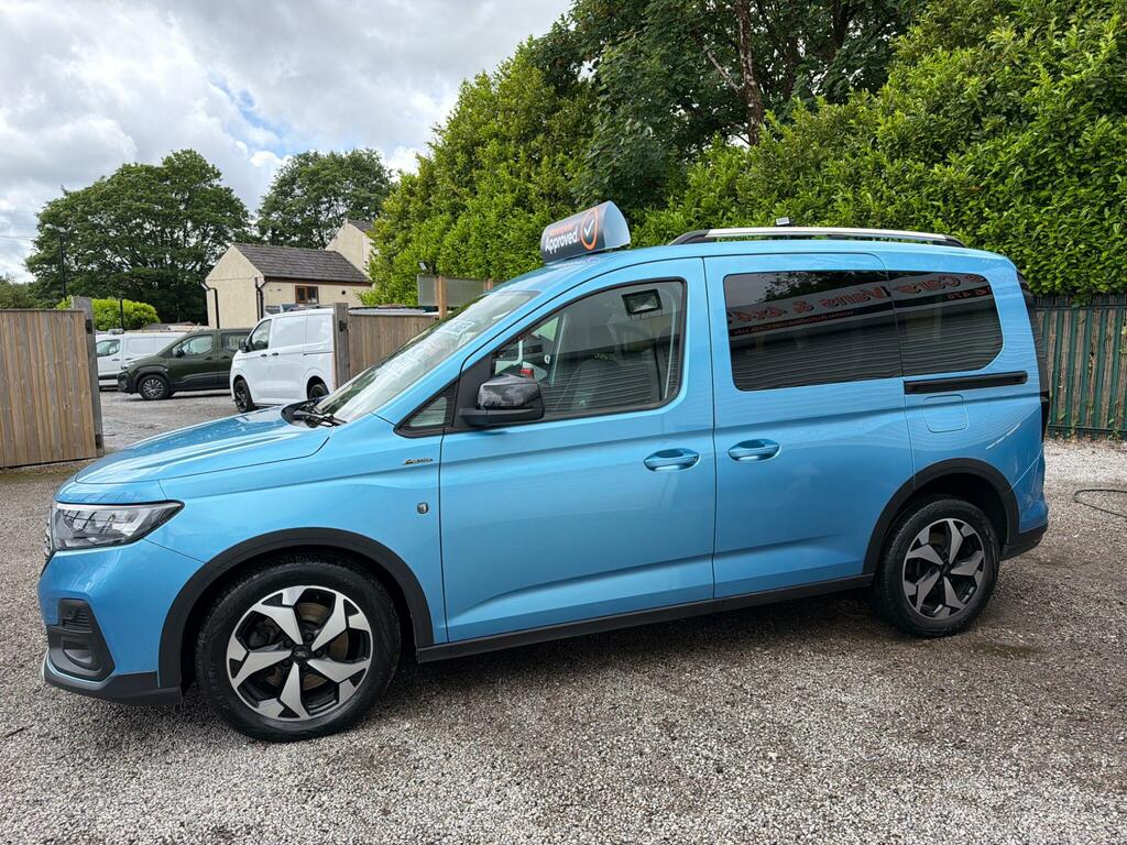 Ford Tourneo Connect 2.0 Ecoblue Active Euro 6 Ss  #2