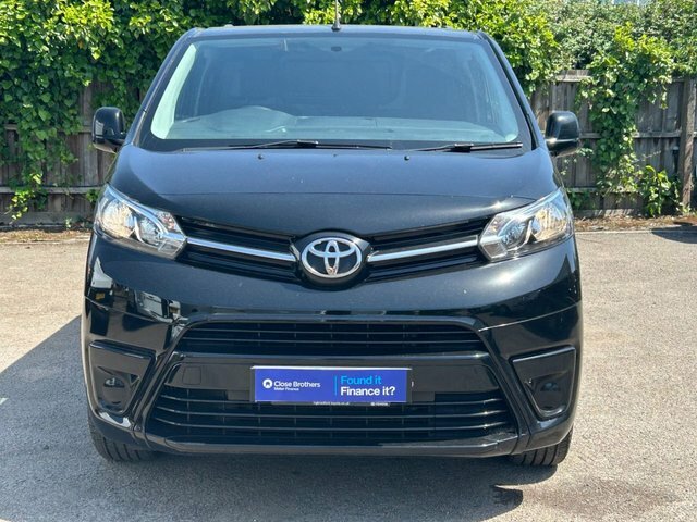 Toyota PROACE 1.5D Active Medium Panel Black #2