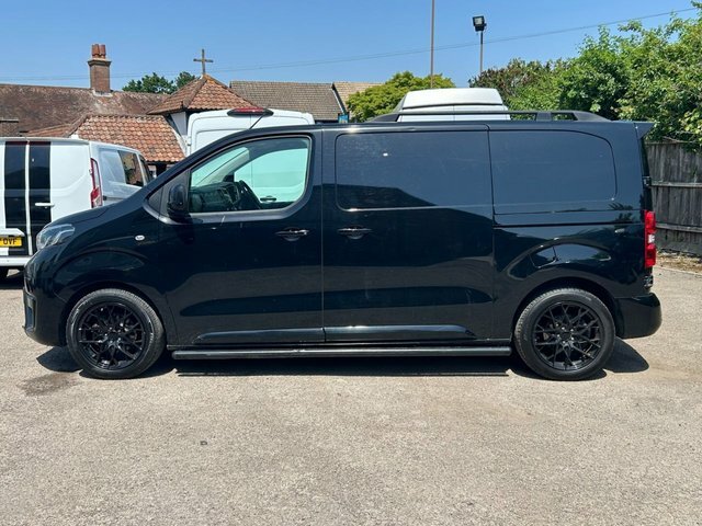 Toyota PROACE 1.5 L 1.5 Bluehdi Active Short Panel Van Diese White #8