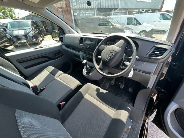 Toyota PROACE 1.5 L 1.5 Bluehdi Active Short Panel Van Diese White #11