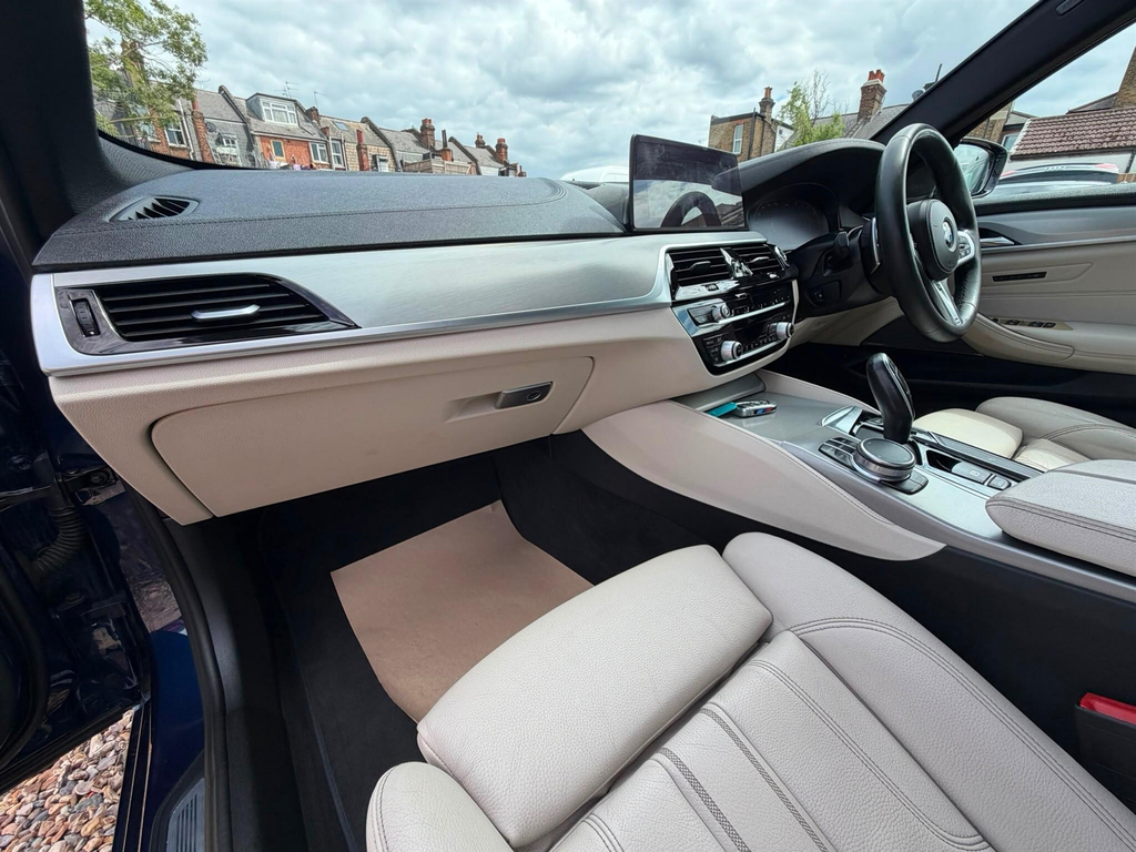 BMW 5 Series 2019 2.0 520I Gpf Se Saloon Euro 6 White #17