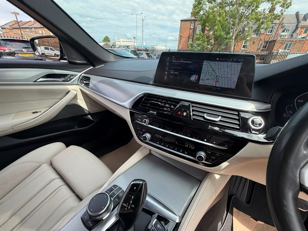 BMW 5 Series 2019 2.0 520I Gpf Se Saloon Euro 6 White #19