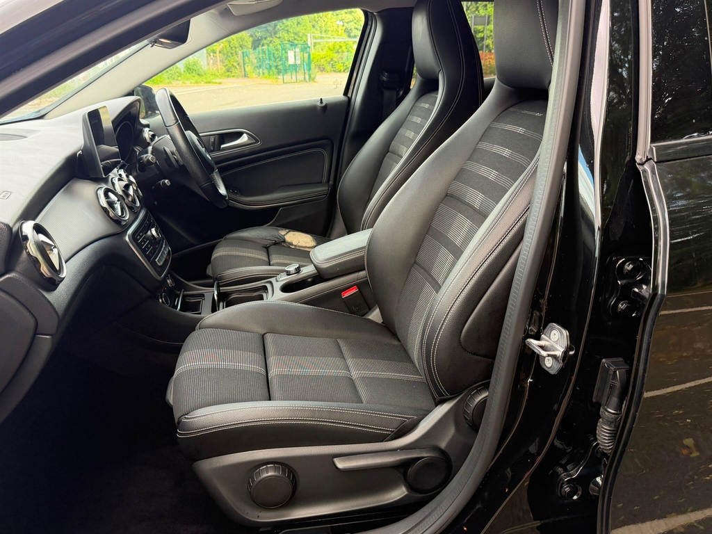 Mercedes-Benz GLA Class Amg Line Grey #65