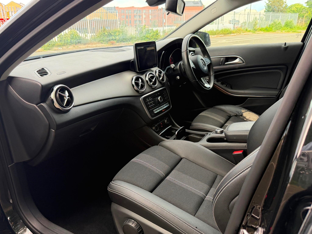 Mercedes-Benz GLA Class Amg Line Grey #63
