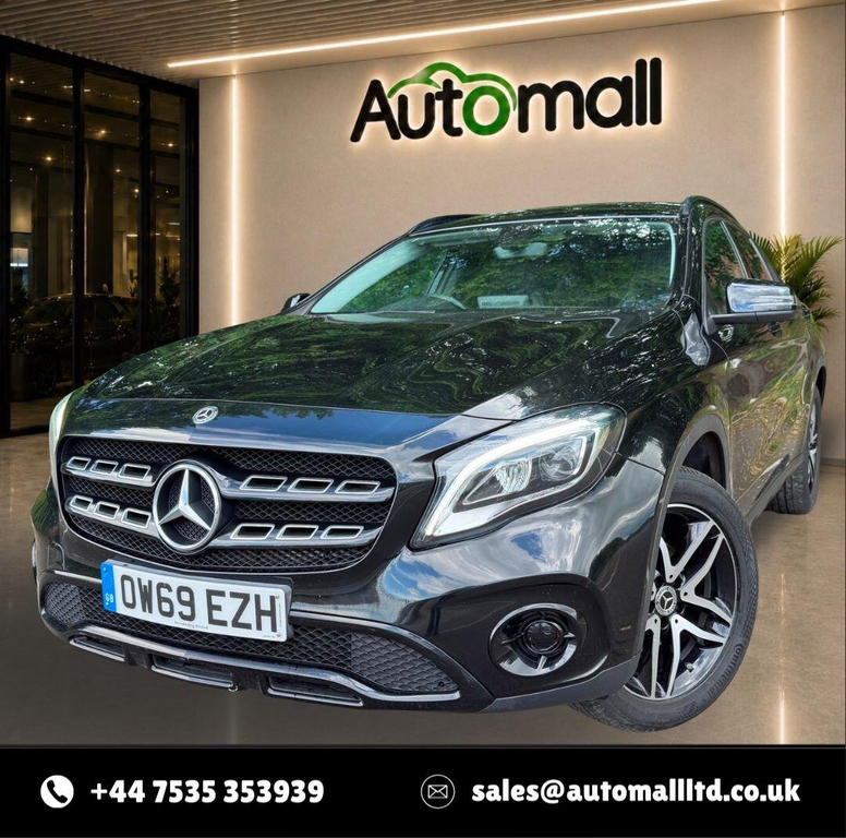 Mercedes-Benz GLA Class Amg Line Grey #11