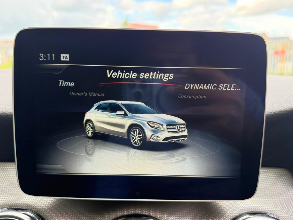 Mercedes-Benz GLA Class Amg Line Grey #48