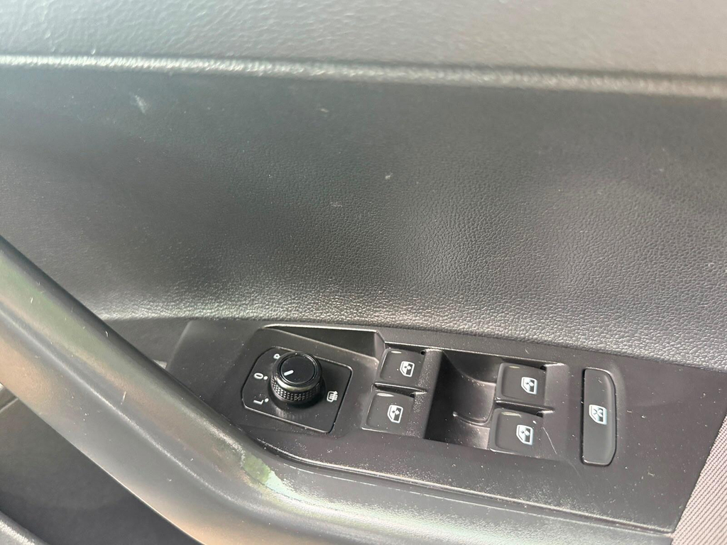 Volkswagen Polo Active Black #33