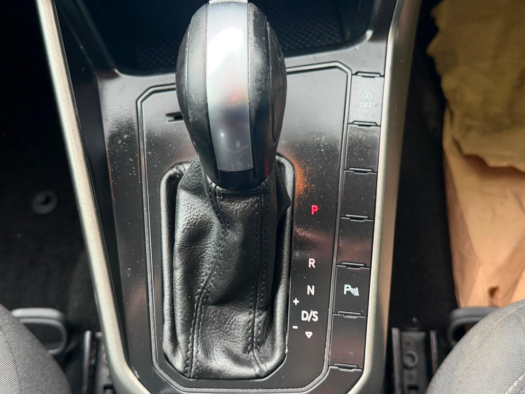 Volkswagen Polo Active Black #21