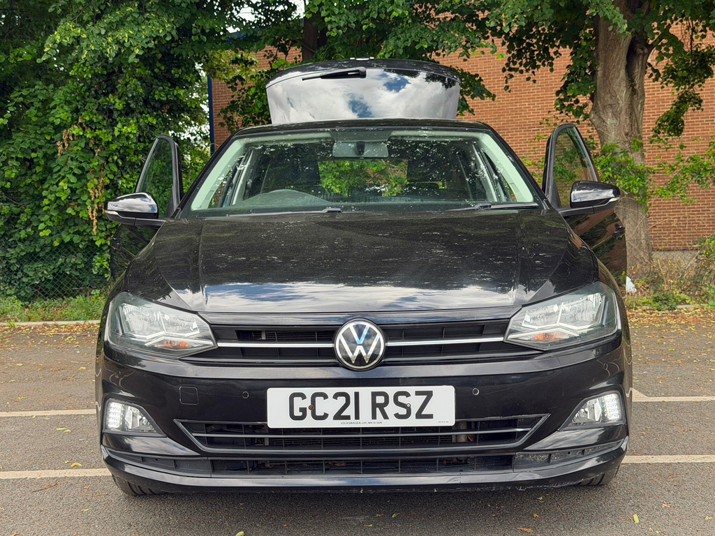 Volkswagen Polo Active Black #7