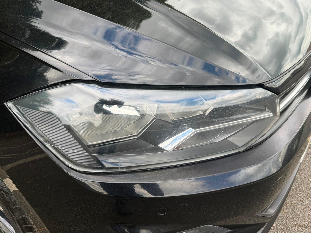 Volkswagen Polo Active Black #53