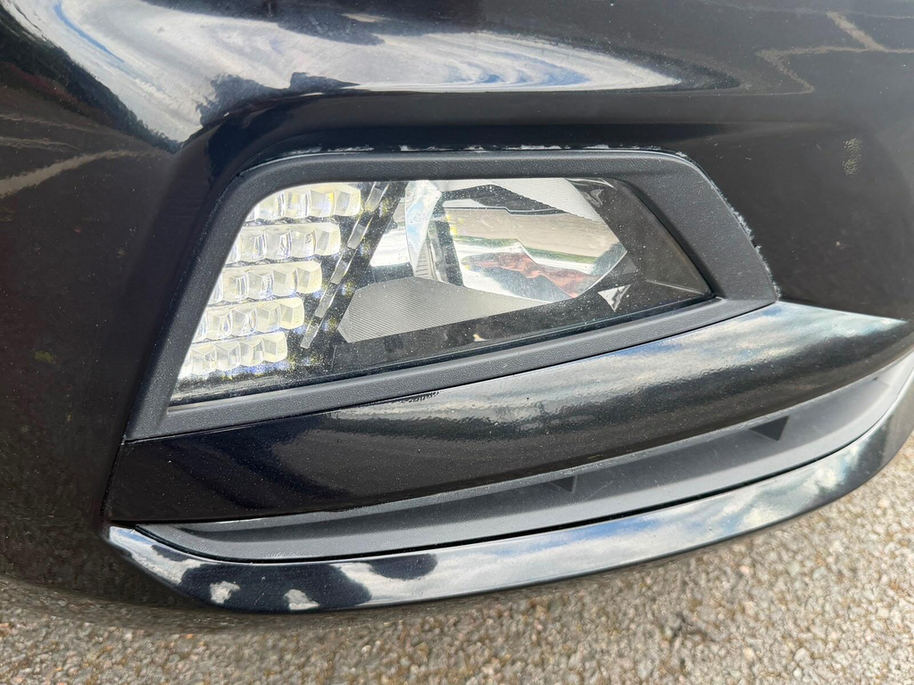 Volkswagen Polo Active Black #57